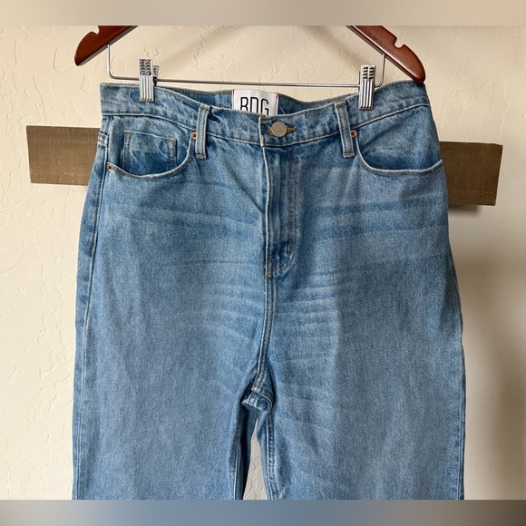 BDG|Super wide leg denim jeans,distressed with raw hem,Urban Outfitters••Size 31 - Picture 2 of 10